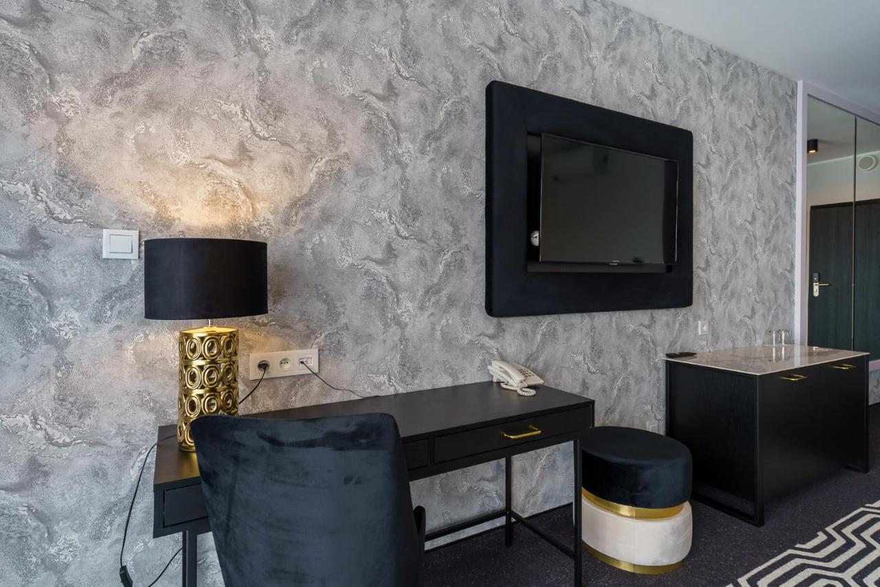 קולובז'ג Hotel Solny מראה חיצוני תמונה